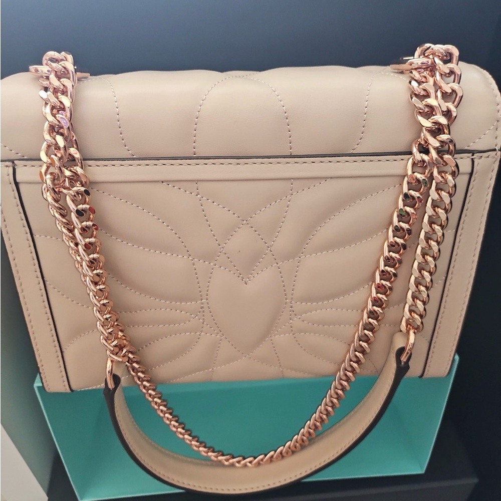 🌺 happy Mother’s Day - EUC Rare Michael Kors Pink Quilted Brooch Handbag - Picture 2 of 7
